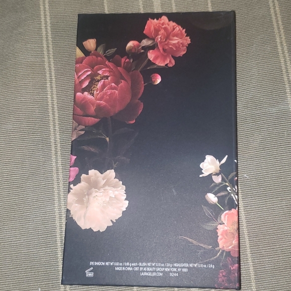 Laura Geller Face, Eye and Cheek Palette - Picture 5 of 9